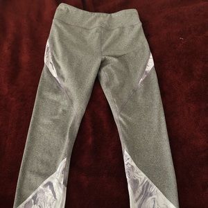 High-waisted yoga leggings